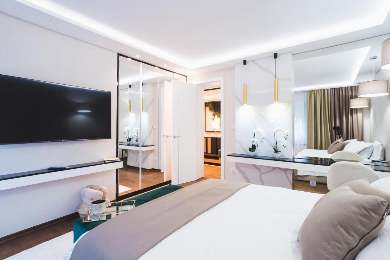 Majestic Apartment ヤゴディナ エクステリア 写真