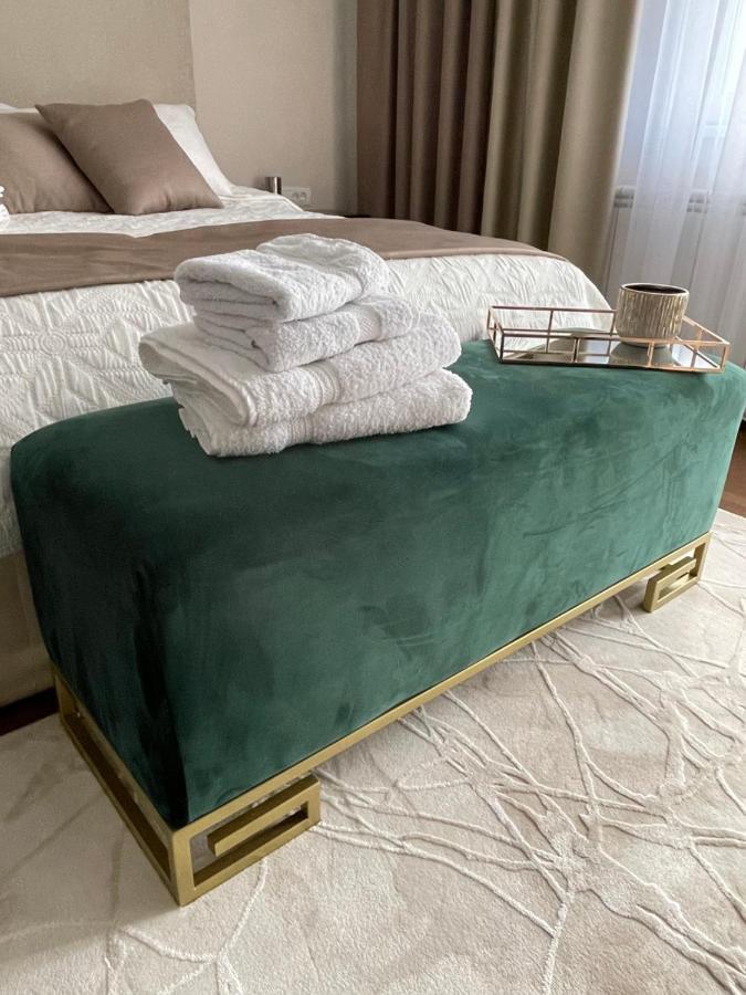 Majestic Apartment ヤゴディナ エクステリア 写真